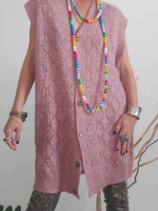 Slika: Oversize retro prsluk na kopčanje