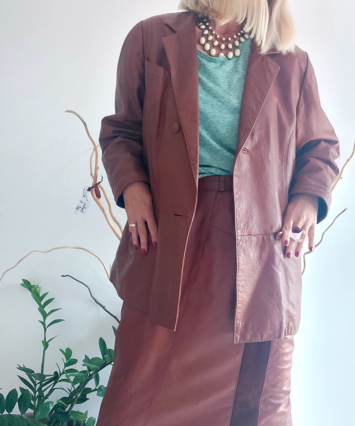 Slika: Vintage kožna suknja