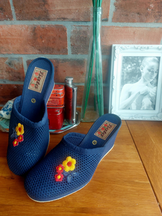 Slika: Vintage nove Bata natikače, 38